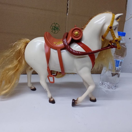 Maximus horse figure 25 cm Disney Tangled with Pascal figure