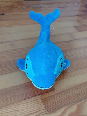 Plush dolphin teddy like new