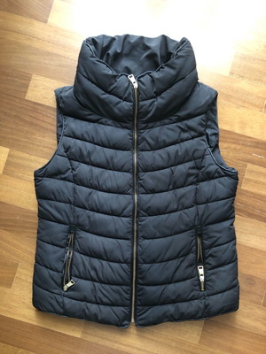 Zara Basic black mid-length windproof sleeveless jacket XL used