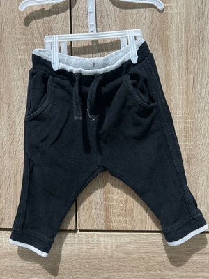 Zara black baby tracksuit 9-12 months used