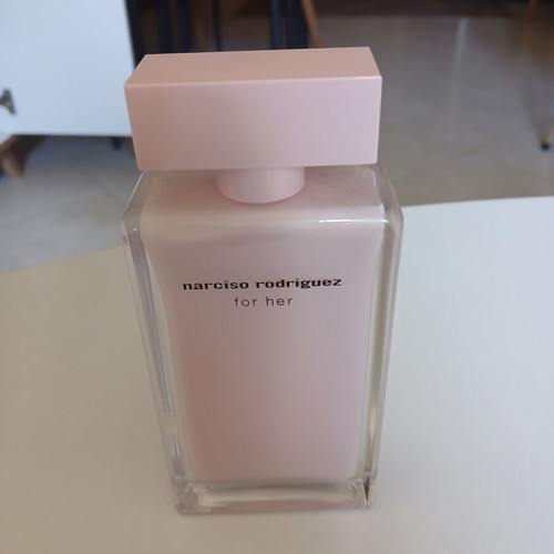 Narciso Rodriguez empty bottle like new