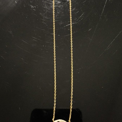 Women's necklace pendant with zircon like new