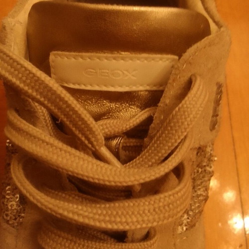 Geox sneakers size 36 like new, gold
