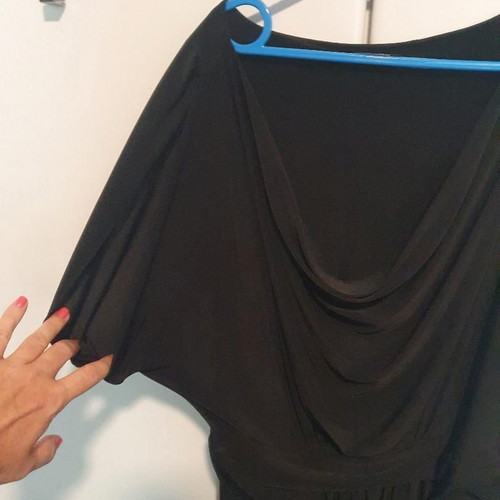 BCBG dress black elastic size Large like new