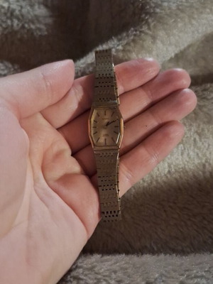 Gold-plated watch used, not working