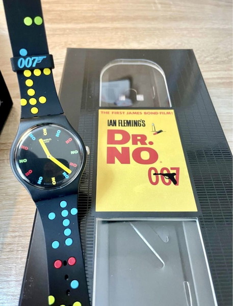 Swatch James Bond Dr No