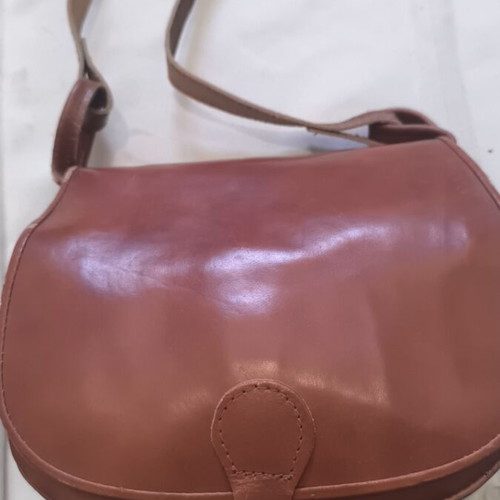 Leather shoulder bag like new, brown