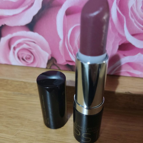 Lipstick Korres No.23 used