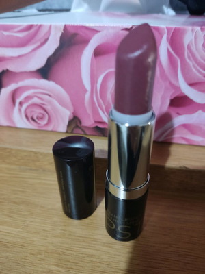 Lipstick Korres No.23 used