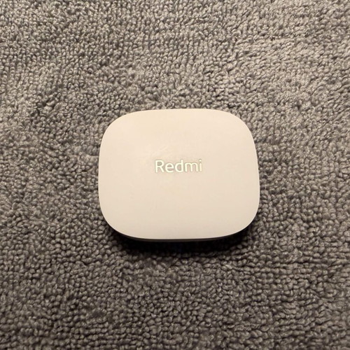 Xiaomi Redmi Buds 6 like new wireless earbuds
