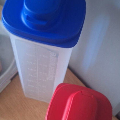 Tupperware pitchers 2L and 1L, new