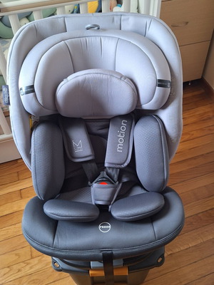 Chipolino Motion i-Size car seat with Isofix, granite