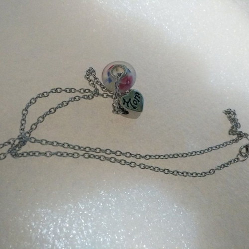 Mom Pendant Necklace with Murano Glass Bead like new