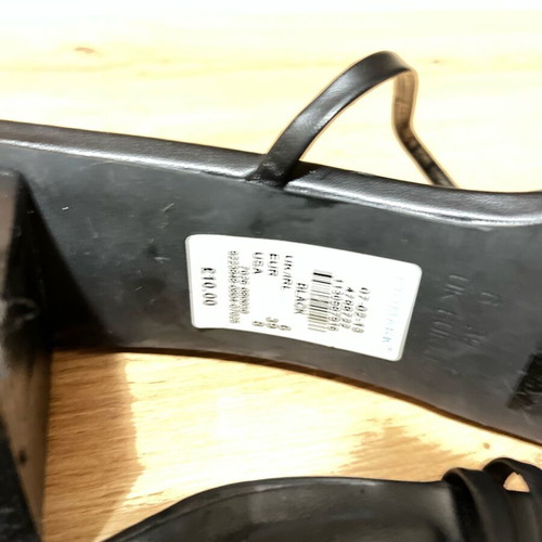 Women's sandals like new, elegant black, size 39