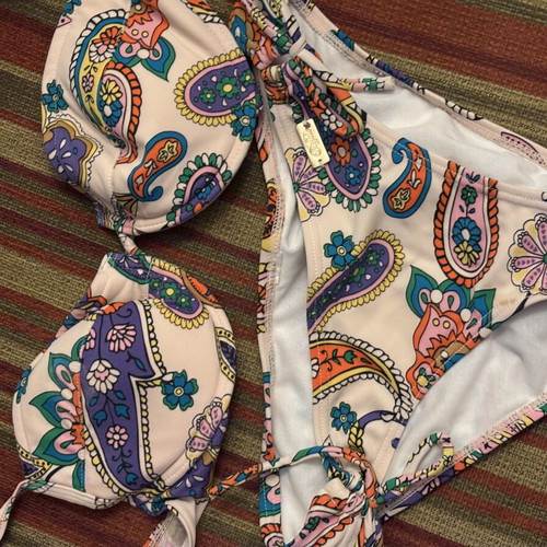 Set bikini like new, colorful, sizes XS-S