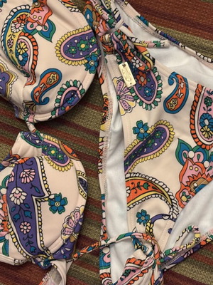 Set bikini like new, colorful, sizes XS-S