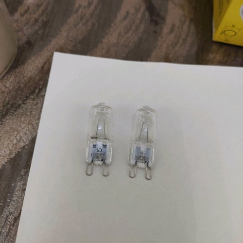Set of 2 Halogen G9 28W bulbs used, functional