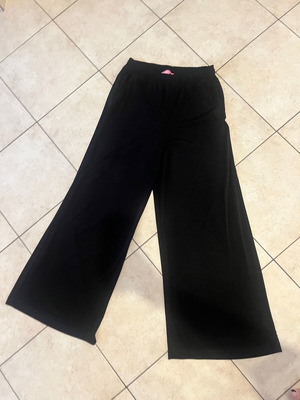 Black pants like new with soft elastic waist, size L