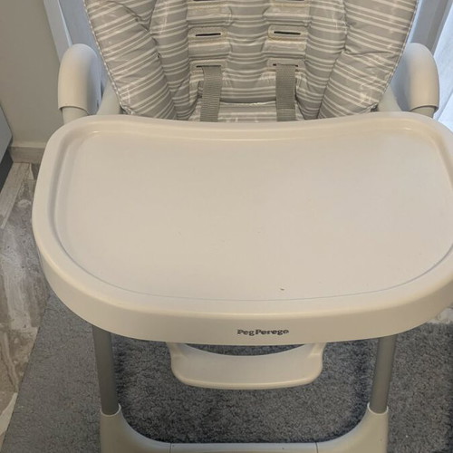 Peg Perego highchair foldable with adjustable height like new