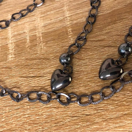 Metal adjustable black belt