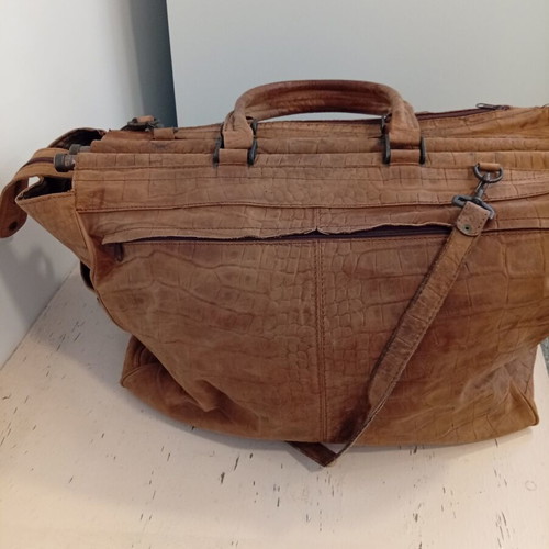 Vintage travel bag used, large capacity, brown