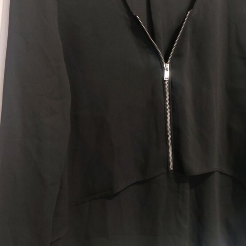 Bershka black blouse with zipper like new, size S