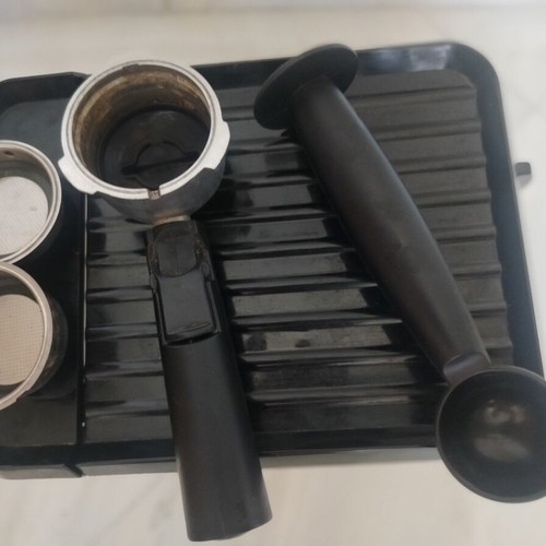 Gruppe Espresso Machine 1050W 20bar Pressure Inox CM4677 like new with coffee cutter gift