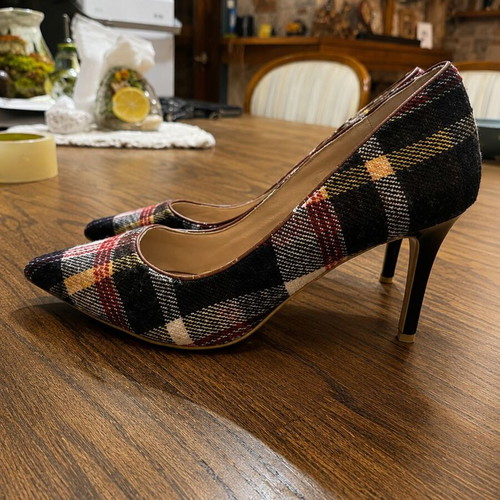 Plaid winter pumps size 41 used, 10cm heel, wool texture