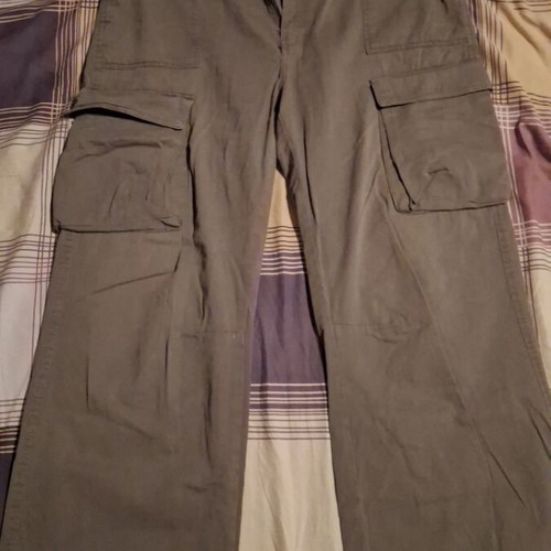 Bershka cargo pants, size 42, green