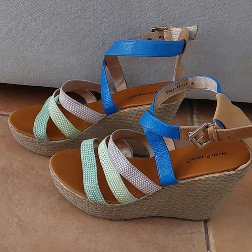 Hush Puppies platform sandals size 38 used, very comfortable