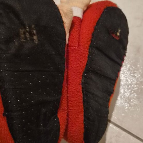 Children's slippers size 29 used, red, with inner lining