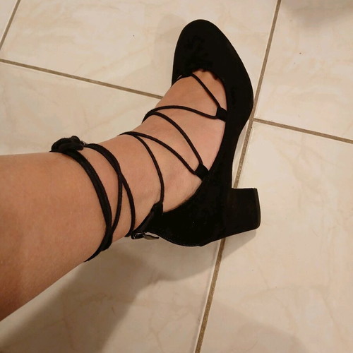 Tamaris suede low heels new, size 38, black