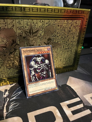 Summoned Skull Speed Duel like new with sleeve