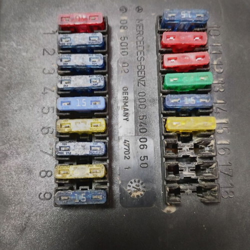 Mercedes Vito 2.2CDI fuse box 0005400650 2000