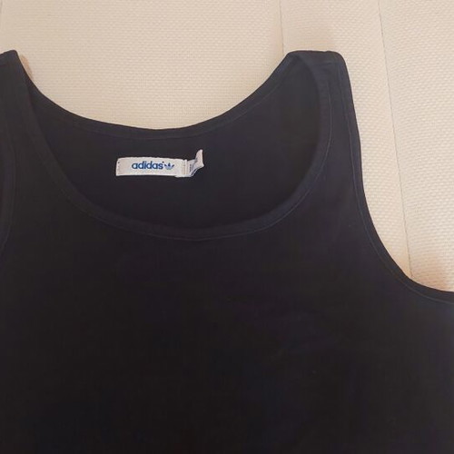 Adidas tank top like new, size 32, black
