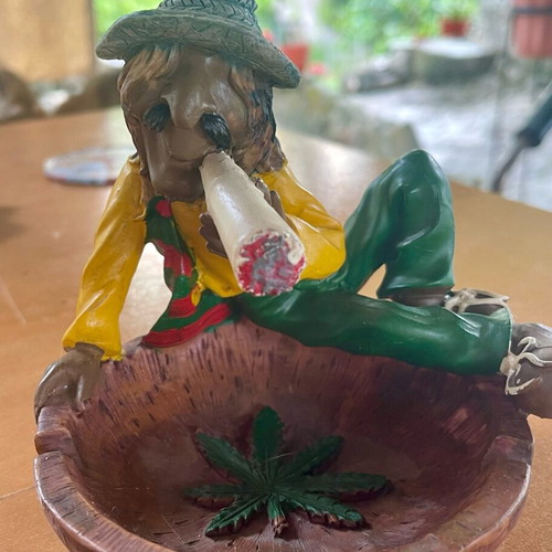 Vintage Raegge Jamaican Figurine 3D Funny Ashtray like new