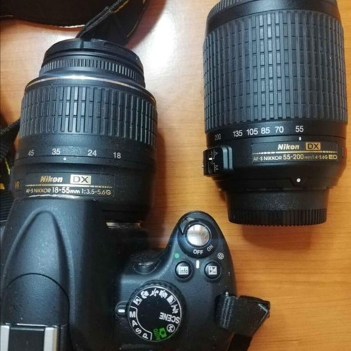 Nikon D5000 camera like new with DX 18-55 and DX 55-220 lenses