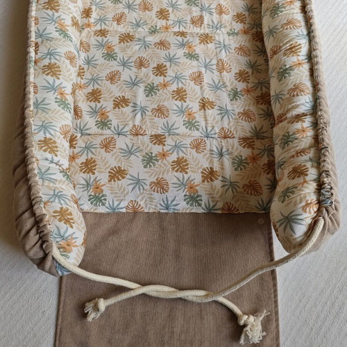 Baby Glory baby nest like new