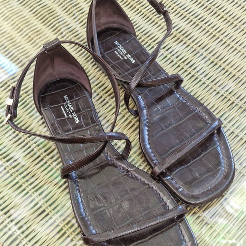 Michael Kors leather sandals size 38.5 like new
