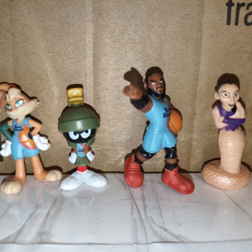 Looney Tunes Space Jam figures used