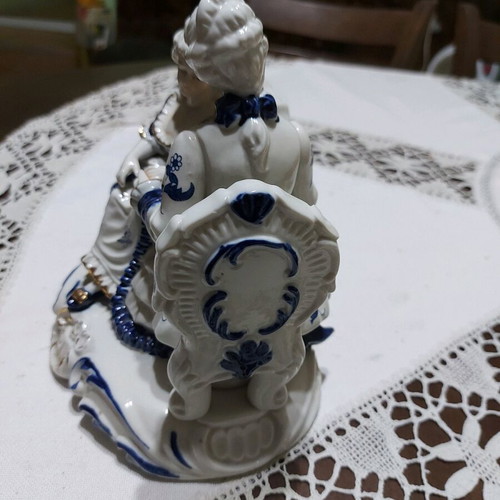 Palace porcelain figure like new from 60 years ago