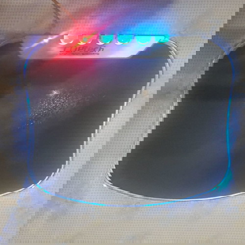 Mouse Pad With 4port USB Cliptech with led used