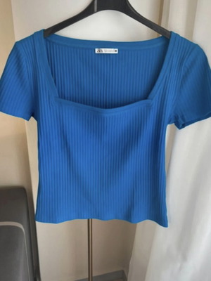 Zara blue t-shirt like new, medium size