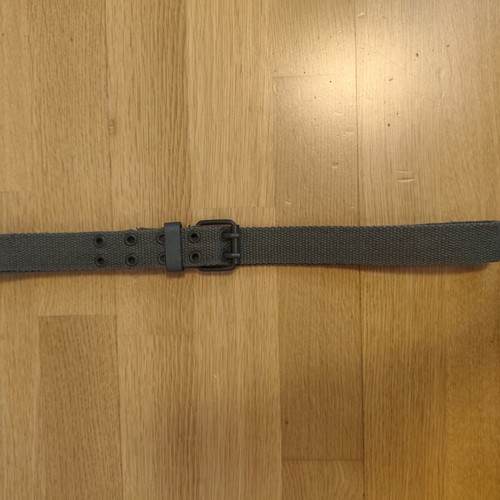 Vintage men's/unisex khaki belt, length 103cm
