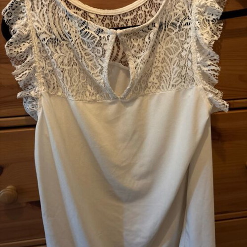 Vero Moda white top size L like new