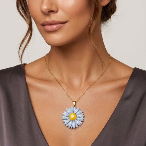 Daisy pendant handmade, turquoise, new