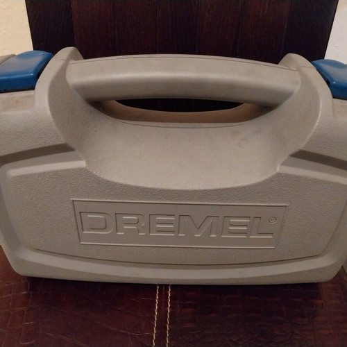 Dremel 300 Series rotary tool new in box with accessories