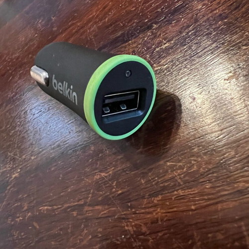 USB car charger for cigarette lighter port like new