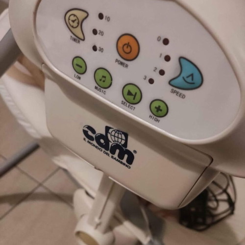 Cam Baby Relax swing like new with music and automatic movement