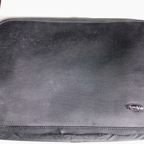 Sentio laptop bag used